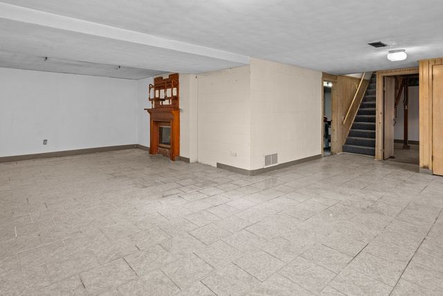 3102 15th Street A, Moline, IL 61265