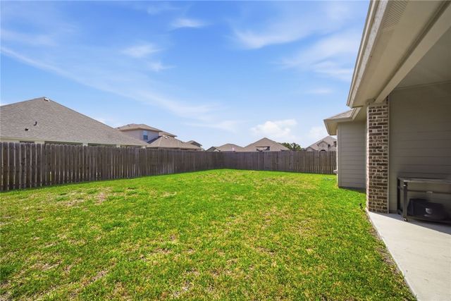 2418 Blessed St, Corpus Christi, TX 78418