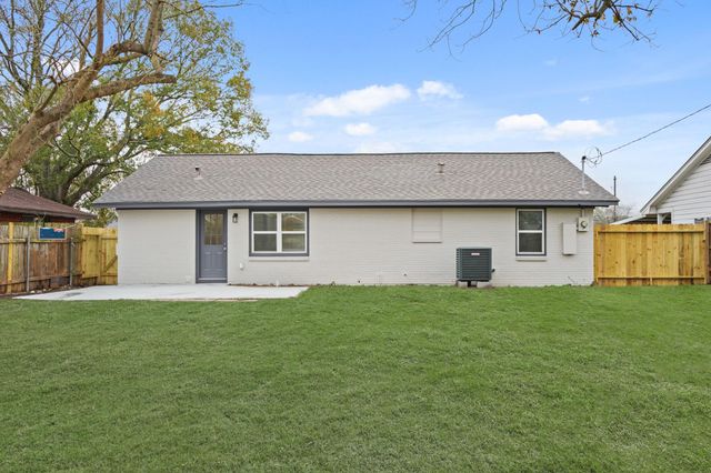 1210 Glenmore Drive, Pasadena, TX 77503