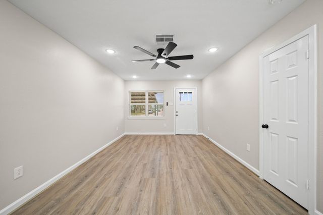 1210 Glenmore Drive, Pasadena, TX 77503