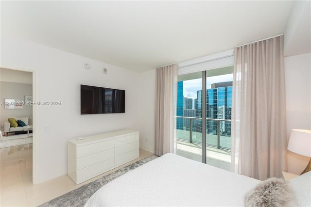1300 Brickell Bay Dr 2900, Miami, FL 33131