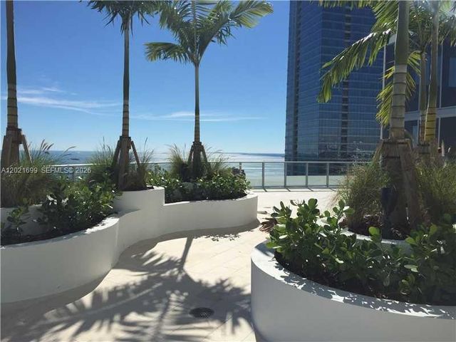 1300 Brickell Bay Dr 2900, Miami, FL 33131
