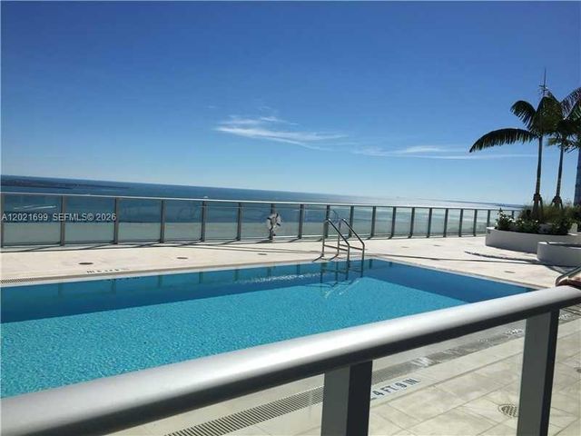 1300 Brickell Bay Dr 2900, Miami, FL 33131