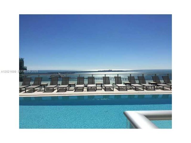 1300 Brickell Bay Dr 2900, Miami, FL 33131