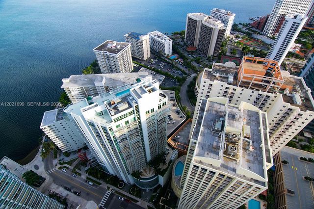 1300 Brickell Bay Dr 2900, Miami, FL 33131