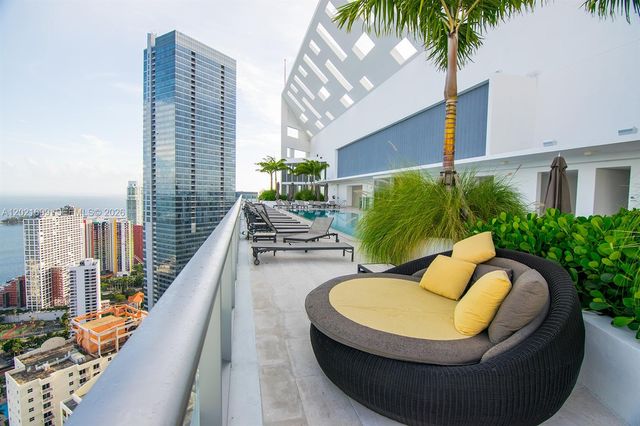 1300 Brickell Bay Dr 2900, Miami, FL 33131