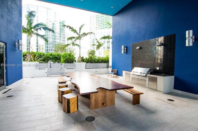 1300 Brickell Bay Dr 2900, Miami, FL 33131