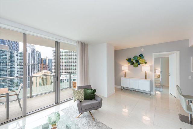 1300 Brickell Bay Dr 2900, Miami, FL 33131