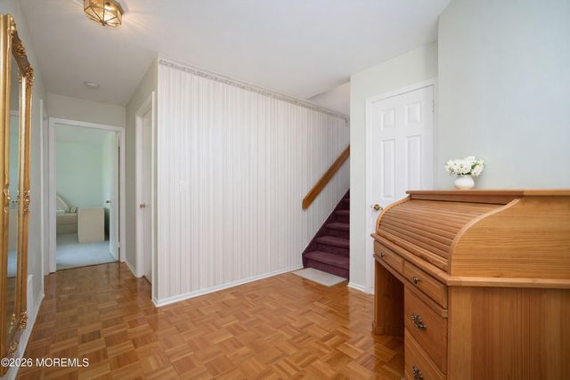 96 Heritage Drive, Howell, NJ 07731
