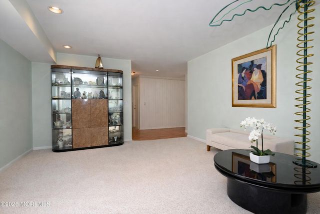 96 Heritage Drive, Howell, NJ 07731