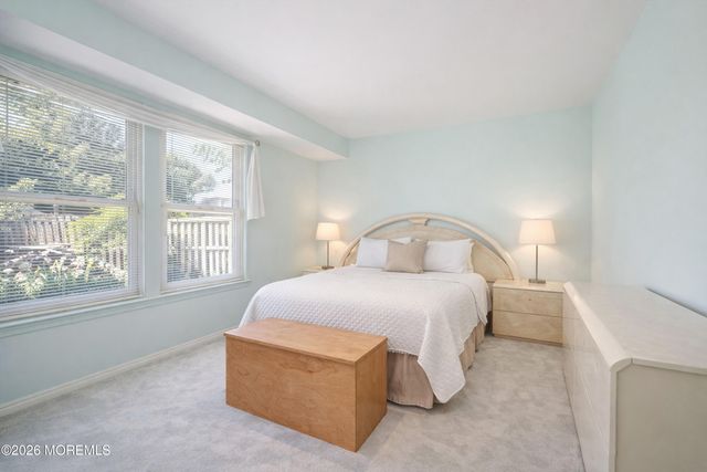 96 Heritage Drive, Howell, NJ 07731