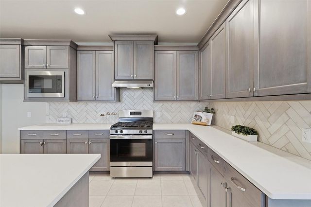 6010 Birchwood Cliff Trail, Katy, TX 77493