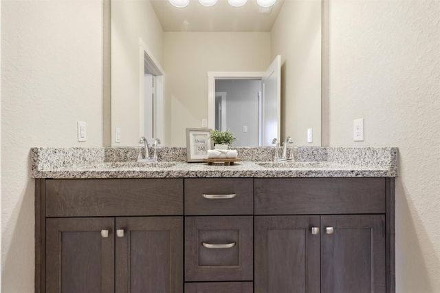 6010 Birchwood Cliff Trail, Katy, TX 77493