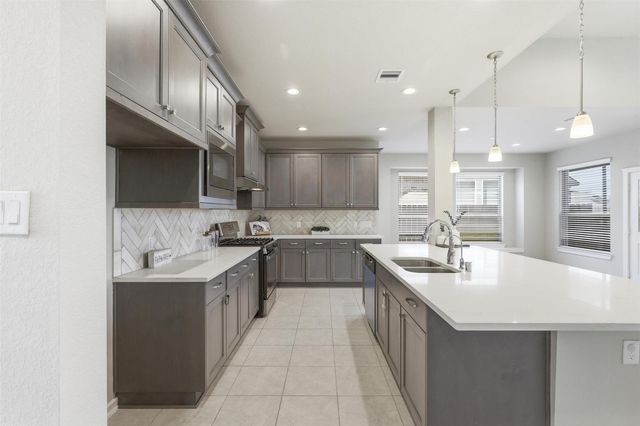 6010 Birchwood Cliff Trail, Katy, TX 77493