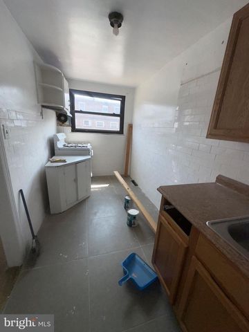 2112 ROBBINS AVE, Philadelphia, PA 19149