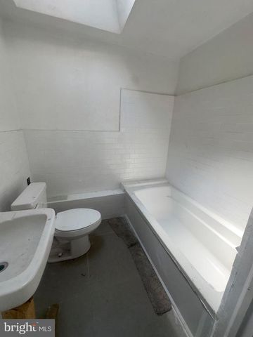 2112 ROBBINS AVE, Philadelphia, PA 19149