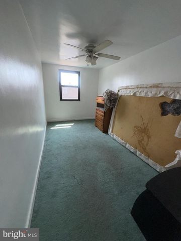 2112 ROBBINS AVE, Philadelphia, PA 19149