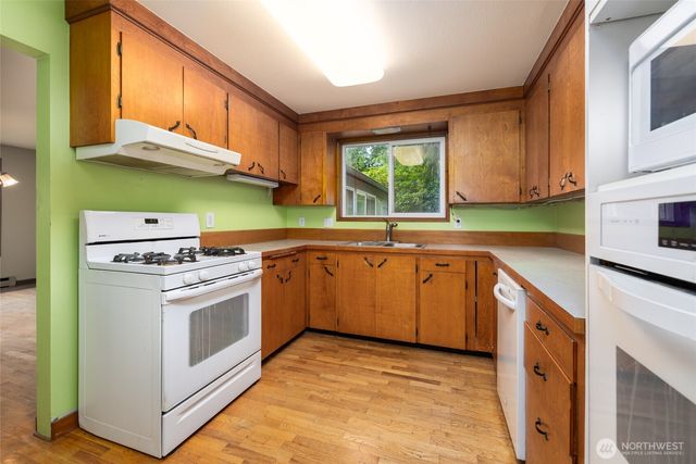 7823 Parker Road, Sedro Woolley, WA 98284