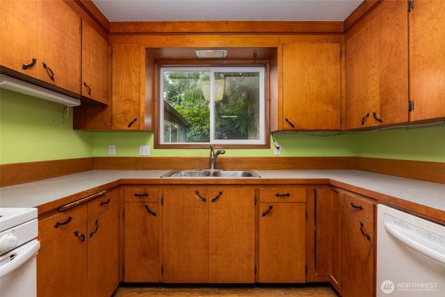 7823 Parker Road, Sedro Woolley, WA 98284
