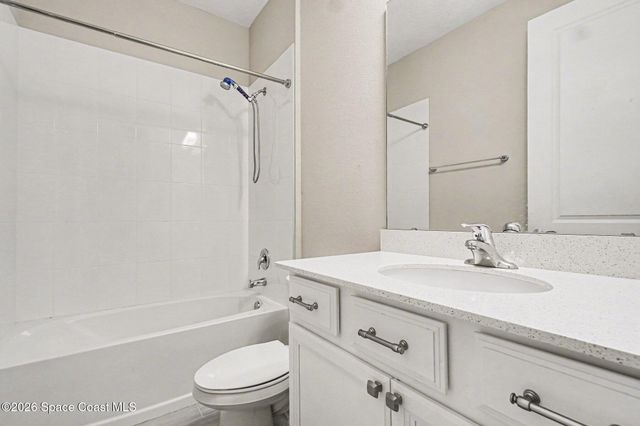 602 Napoli Way, Howey-in-the-hills, FL 34737