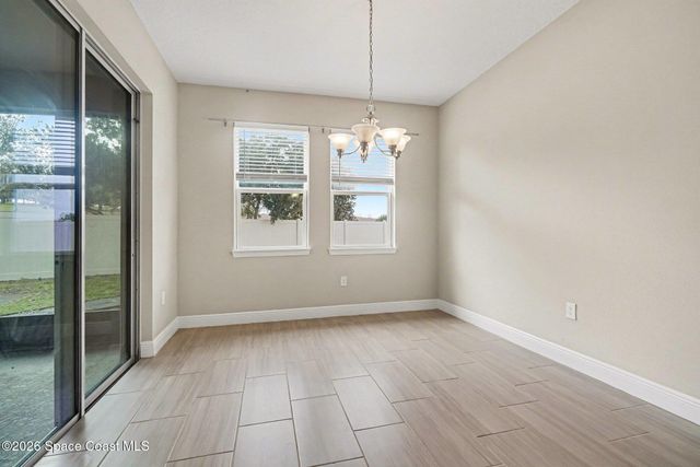 602 Napoli Way, Howey-in-the-hills, FL 34737