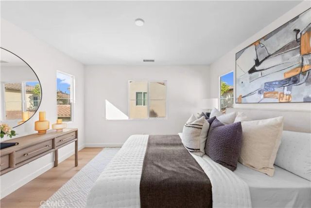 213 Great Lawn, Irvine, CA 92620