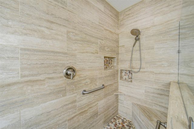 2010 Cannonbury Lane, Richmond, TX 77406