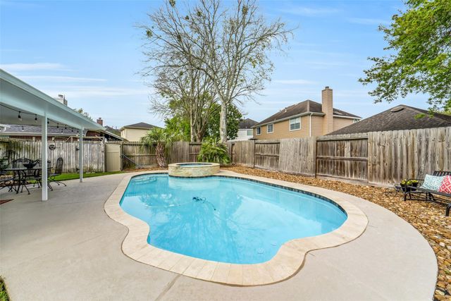 2010 Cannonbury Lane, Richmond, TX 77406