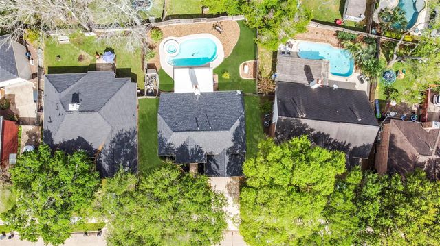 2010 Cannonbury Lane, Richmond, TX 77406