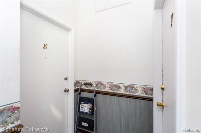 1155 Derby Road 8, Birmingham, MI 48009