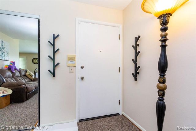 1155 Derby Road 8, Birmingham, MI 48009