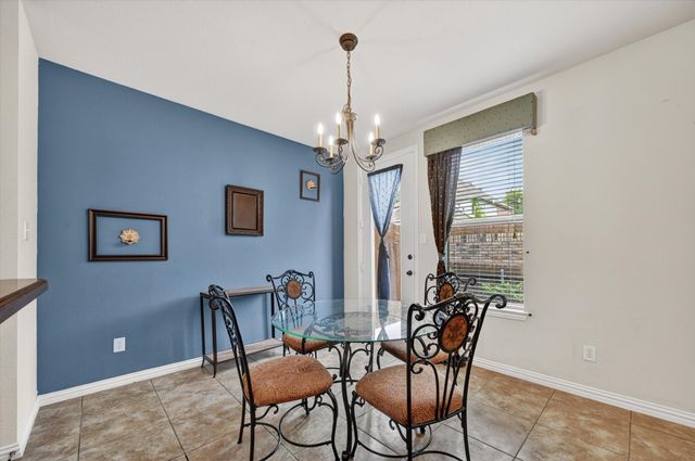 828 Apple Hill Drive, Allen, TX 75013