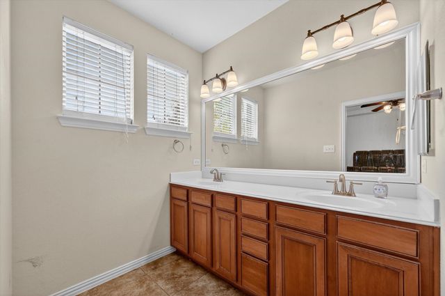 828 Apple Hill Drive, Allen, TX 75013