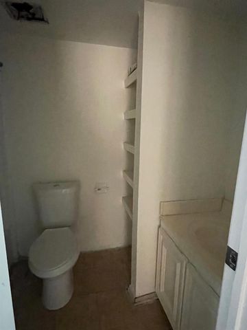 12215 Wild Pine Drive C, Houston, TX 77039