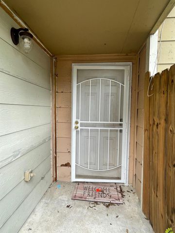 12215 Wild Pine Drive C, Houston, TX 77039