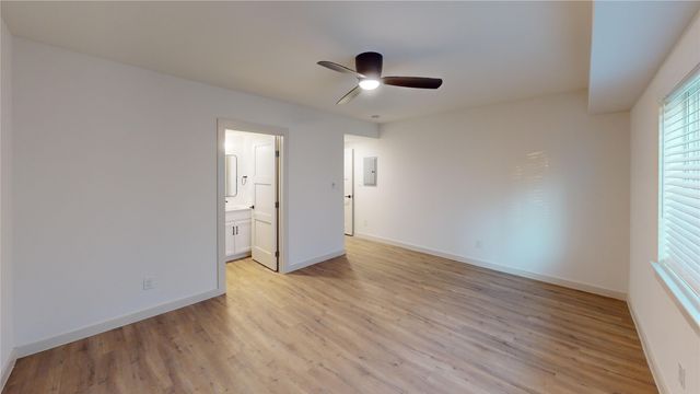 715 N Lancaster Avenue 604, Dallas, TX 75203