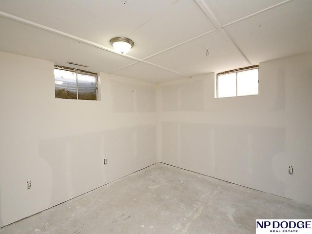 1820 N 62Nd Street, Lincoln, NE 68505