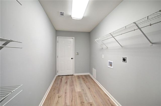 12 Glenabbey Drive NW, Cartersville, GA 30120