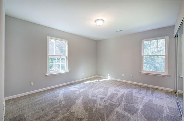 12 Glenabbey Drive NW, Cartersville, GA 30120