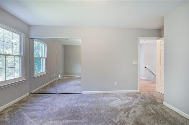 12 Glenabbey Drive NW, Cartersville, GA 30120
