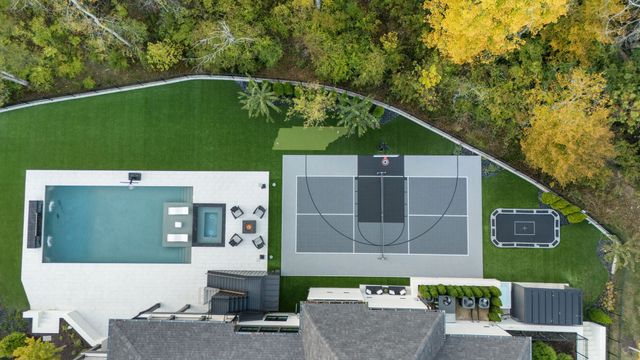 6458 Penrose Dr, Brentwood, TN 37027