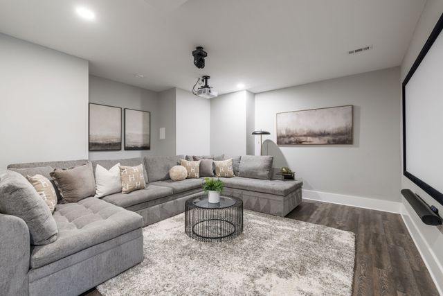 6458 Penrose Dr, Brentwood, TN 37027