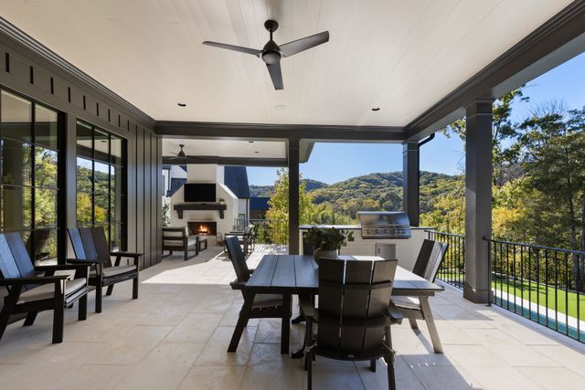 6458 Penrose Dr, Brentwood, TN 37027