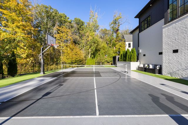 6458 Penrose Dr, Brentwood, TN 37027