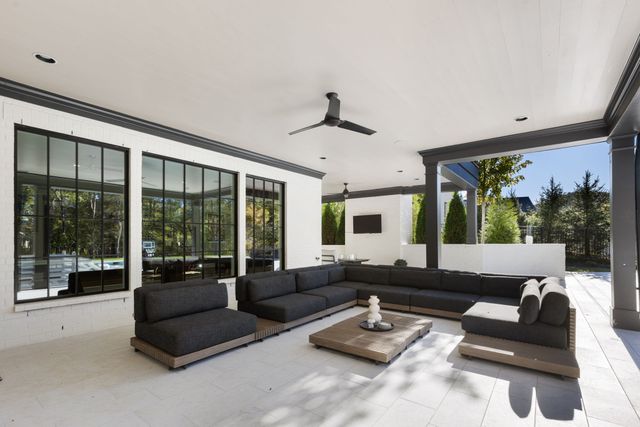 6458 Penrose Dr, Brentwood, TN 37027