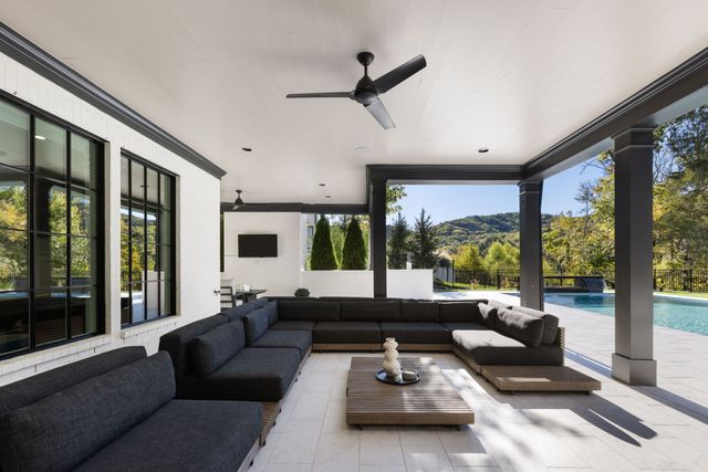 6458 Penrose Dr, Brentwood, TN 37027