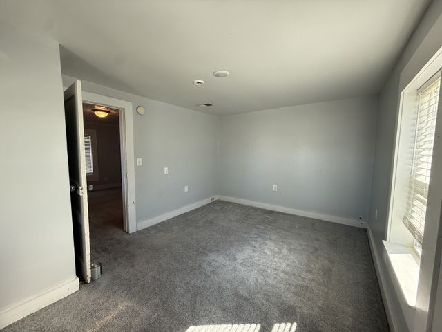 219 Cedar St, Hohenwald, TN 38462