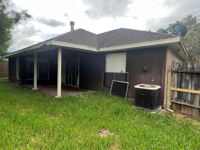 343 Elder Vista Drive, Houston, TX 77598