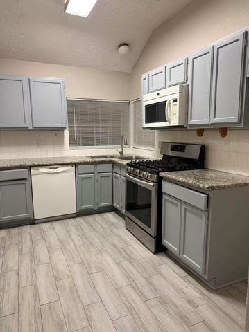 343 Elder Vista Drive, Houston, TX 77598