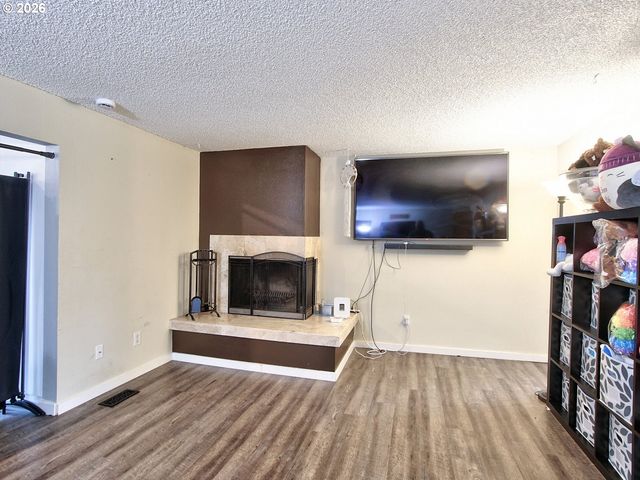 19875 Sw ROCK Dr, Beaverton, OR 97003